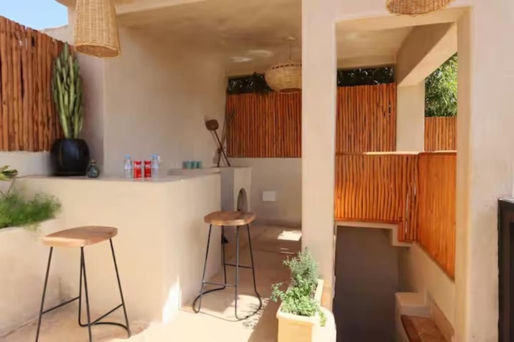 Riad Ptit Kech, Bassin Terrasse - Petits Dejeuners Marrakesh Eksteriør bilde